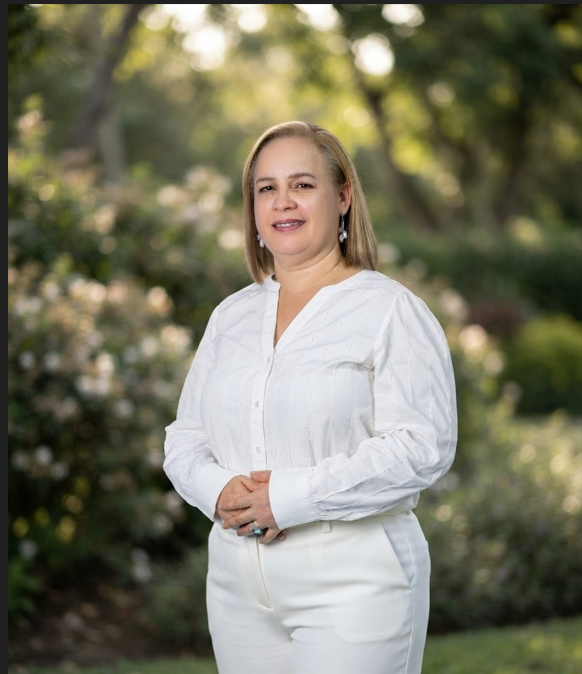 Foto de Dra. Maria Elizabeth Frias